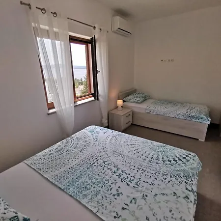 Lägenhet In Mit Terrasse Und Meerblick By Interhome *