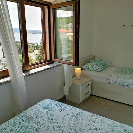 In Mit Terrasse Und Meerblick By Interhome *