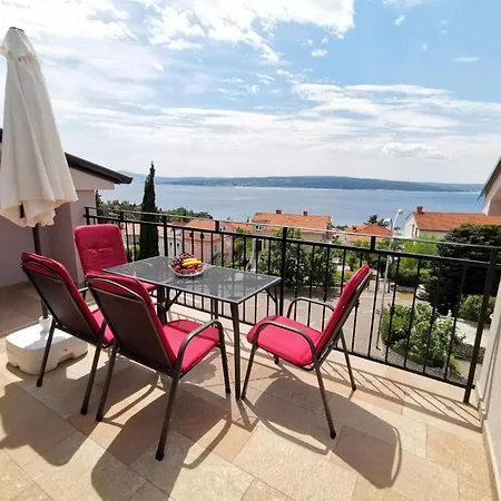 In Mit Terrasse Und Meerblick By Interhome Crikvenica
