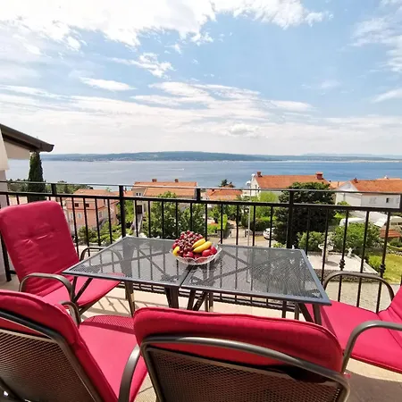 In Mit Terrasse Und Meerblick By Interhome Lägenhet