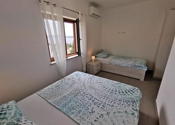 Apartment In Crikvenica Mit Terrasse Und Meerblick By Interhome *